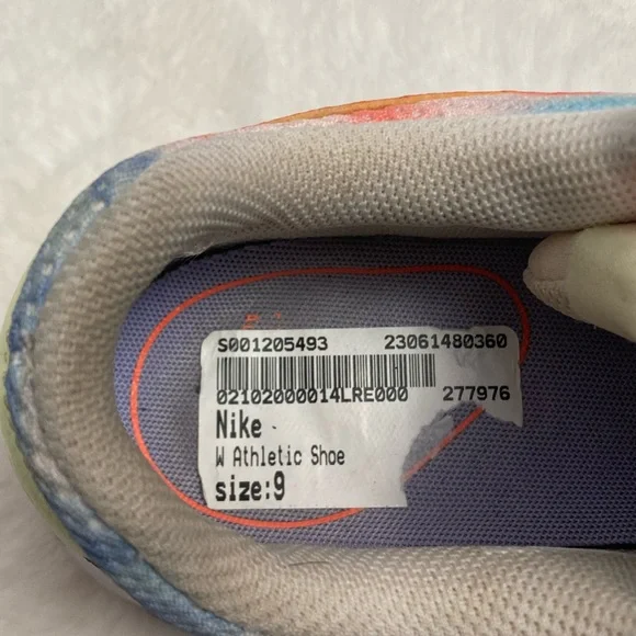 Women’s Nike Air Max. - Picture 7 of 8